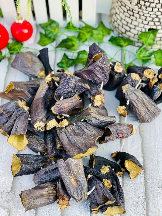 Doğal Kurutulmuş Dolmalık Patlıcan – 1 Bağ (45–50 Adet)